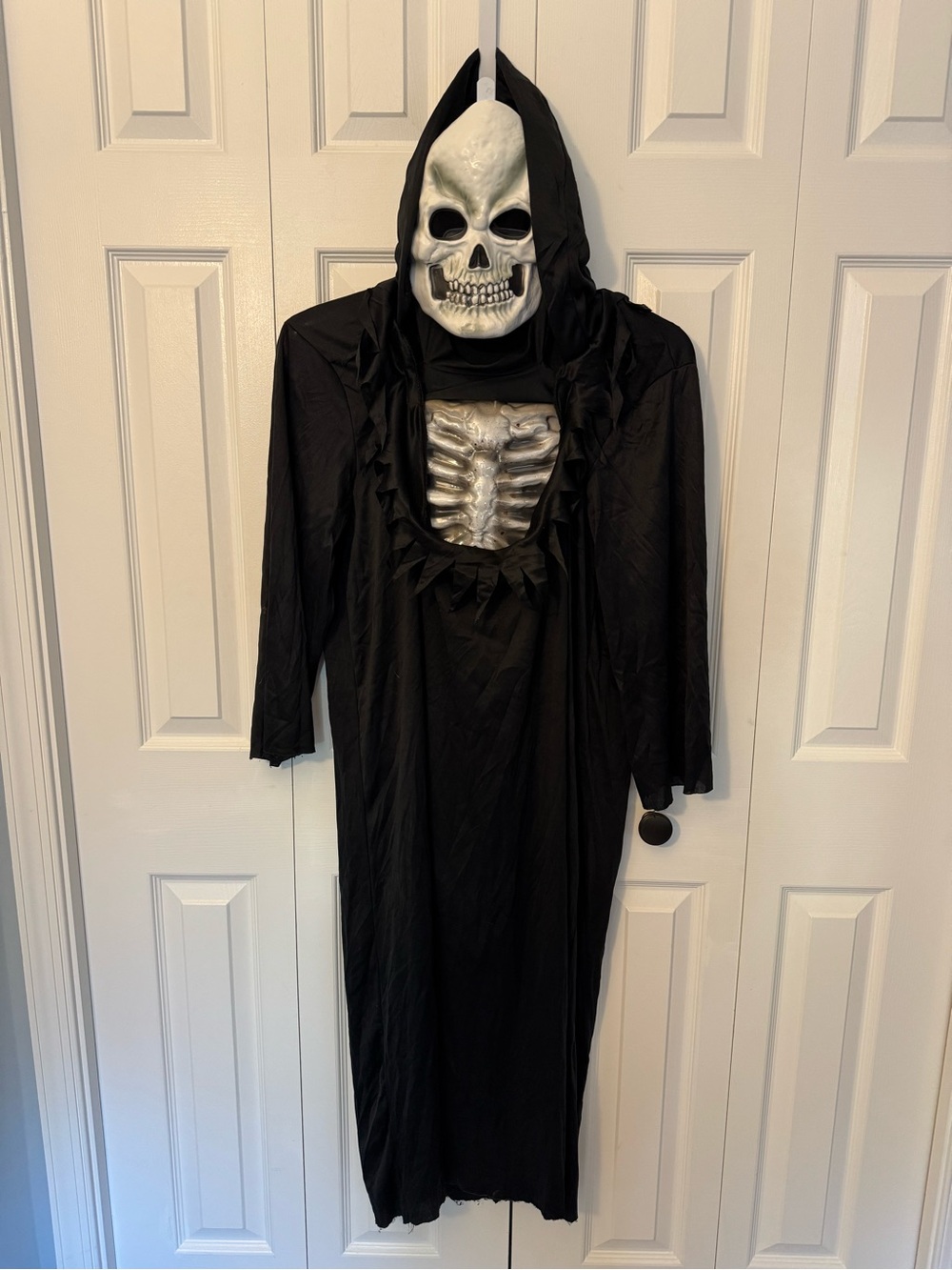 Skeleton robe skull mask kids costume L 14-16 Halloween spooky horror scary
